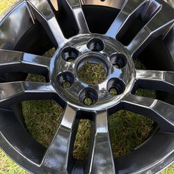18” Stock Chevy truck or Suv Gm Fresh paint Rims Only