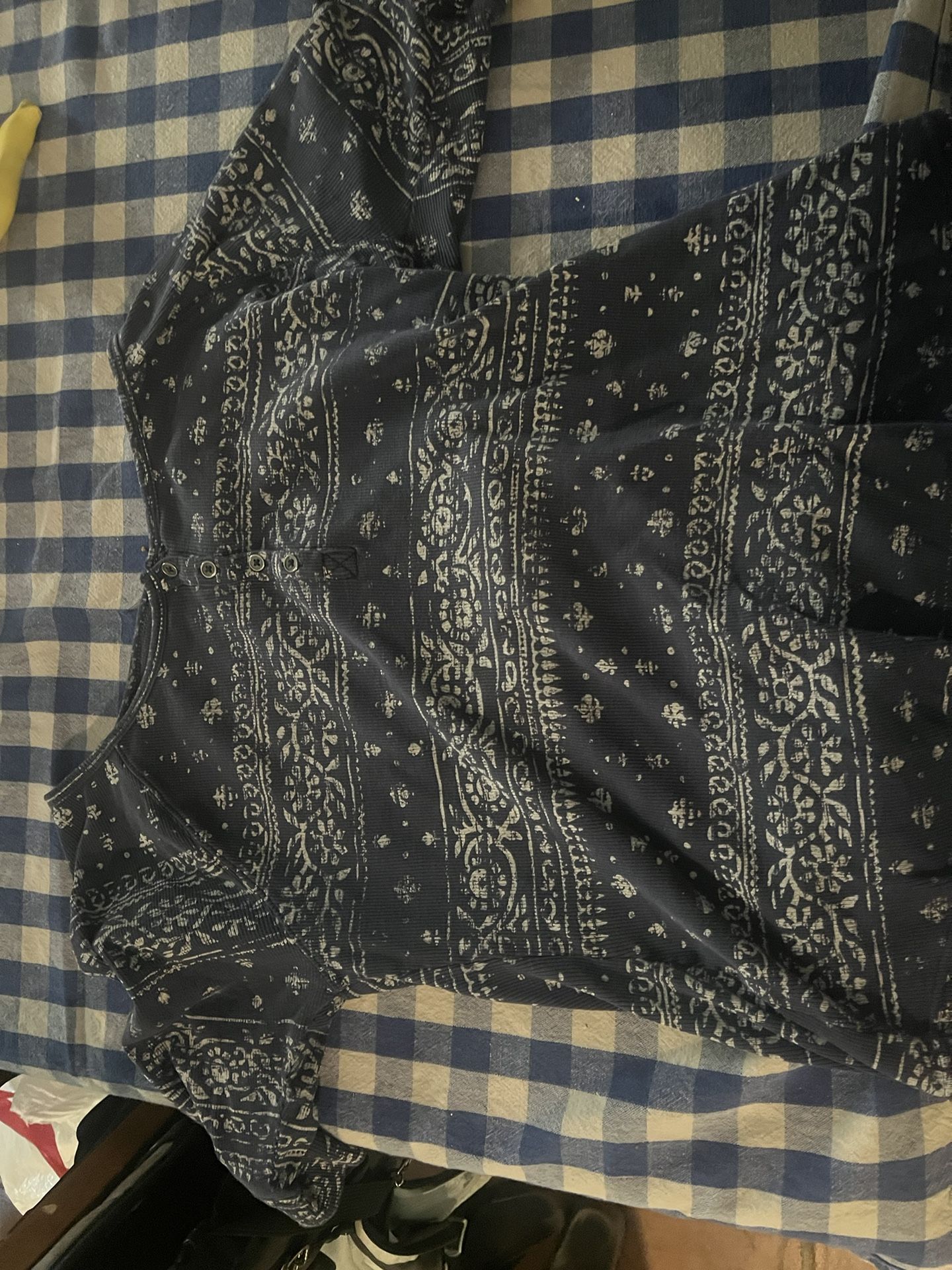 Thrifted quarter sleeve top