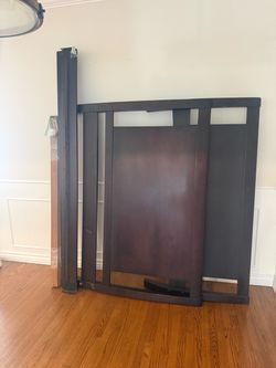 Z Galleries queen sleigh bed frame