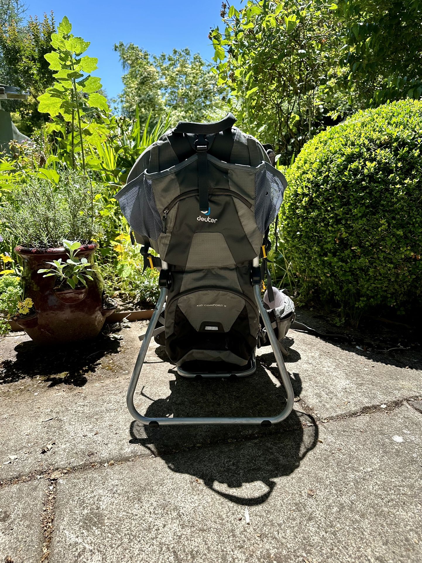 Deuter Kid Comfort II Hiking Backpack 