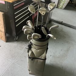 Lady RH GC All Callaway's 5-SW 1-3-9-4 Hybrid Callaway Putter Nice Bag