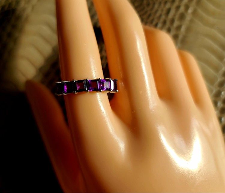 Purple Amethyst .925 Sterling Silver Ring Size 9