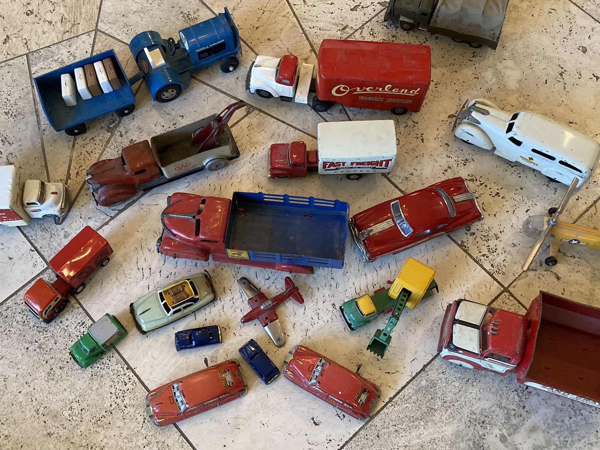 Huge vintage antique old collection lot Tonka Hubley toy trucks cars metal 1940s 50s 60s diecast