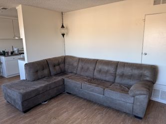 Couch L -Shaped R Corner