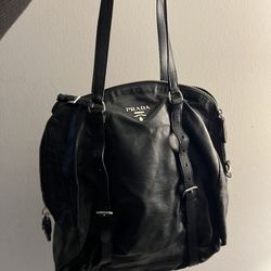 PRADA BAG AUTHENTIC 