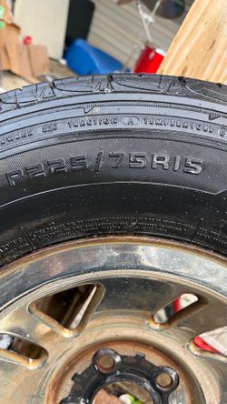 Ford Ranger tire and rim