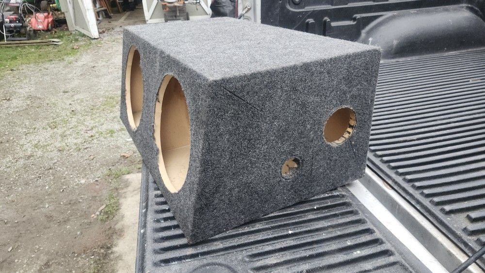 Dual 12" Subwoofer Box
