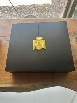 Macanudo Cigar Humidor Brand New Cedar Interior