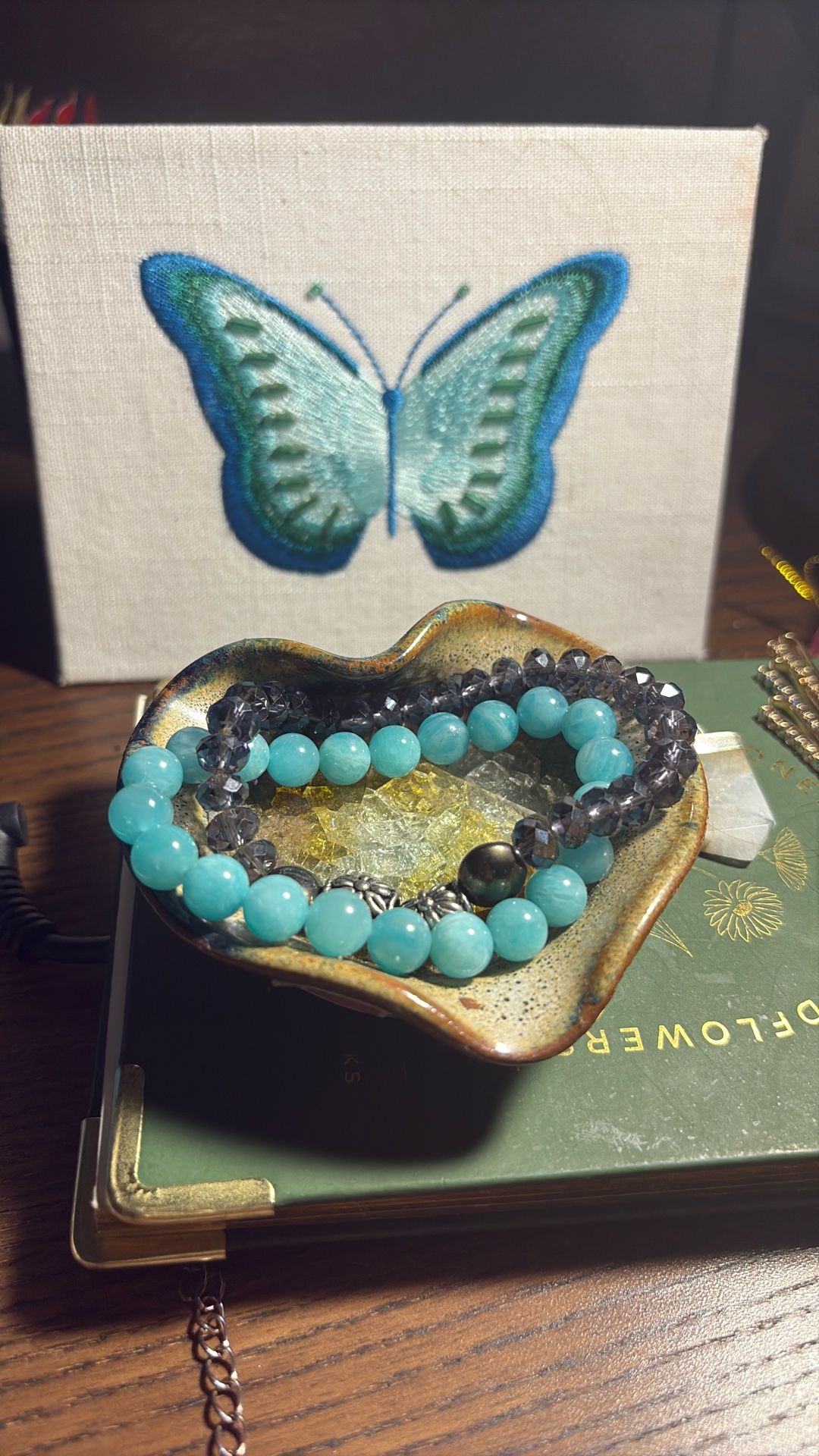 Aquamarine And purple Jem Stone