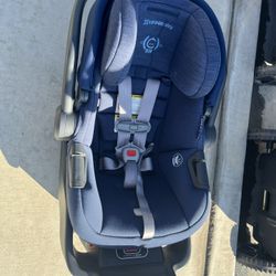 Car Seat Uppababy 