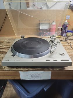 Vintage Pioneer PL-500 Turntable Record Player