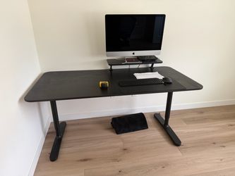 Black office desk