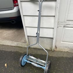 Push Lawn Mower - 14” 5-Blade (no bag)