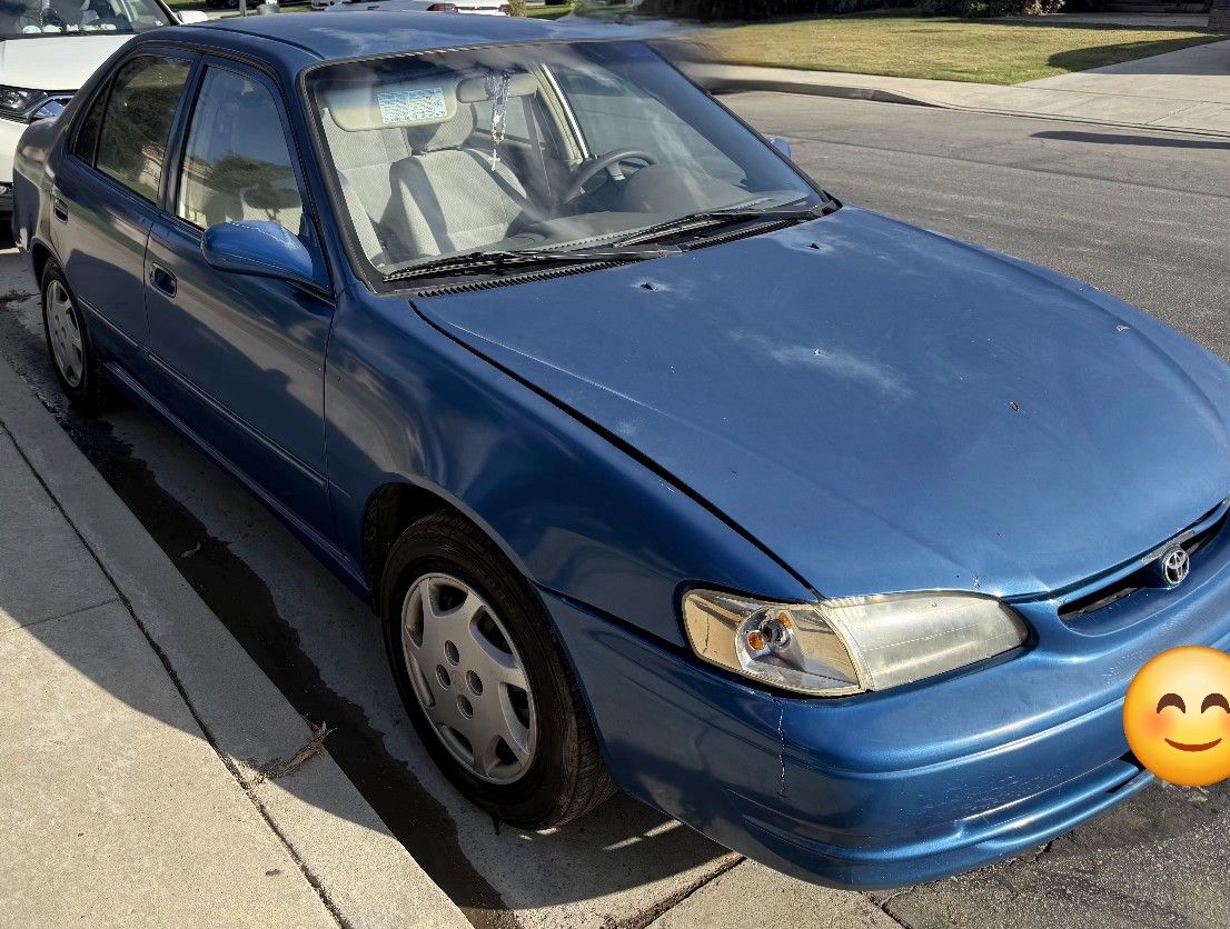 1999 Toyota Corolla