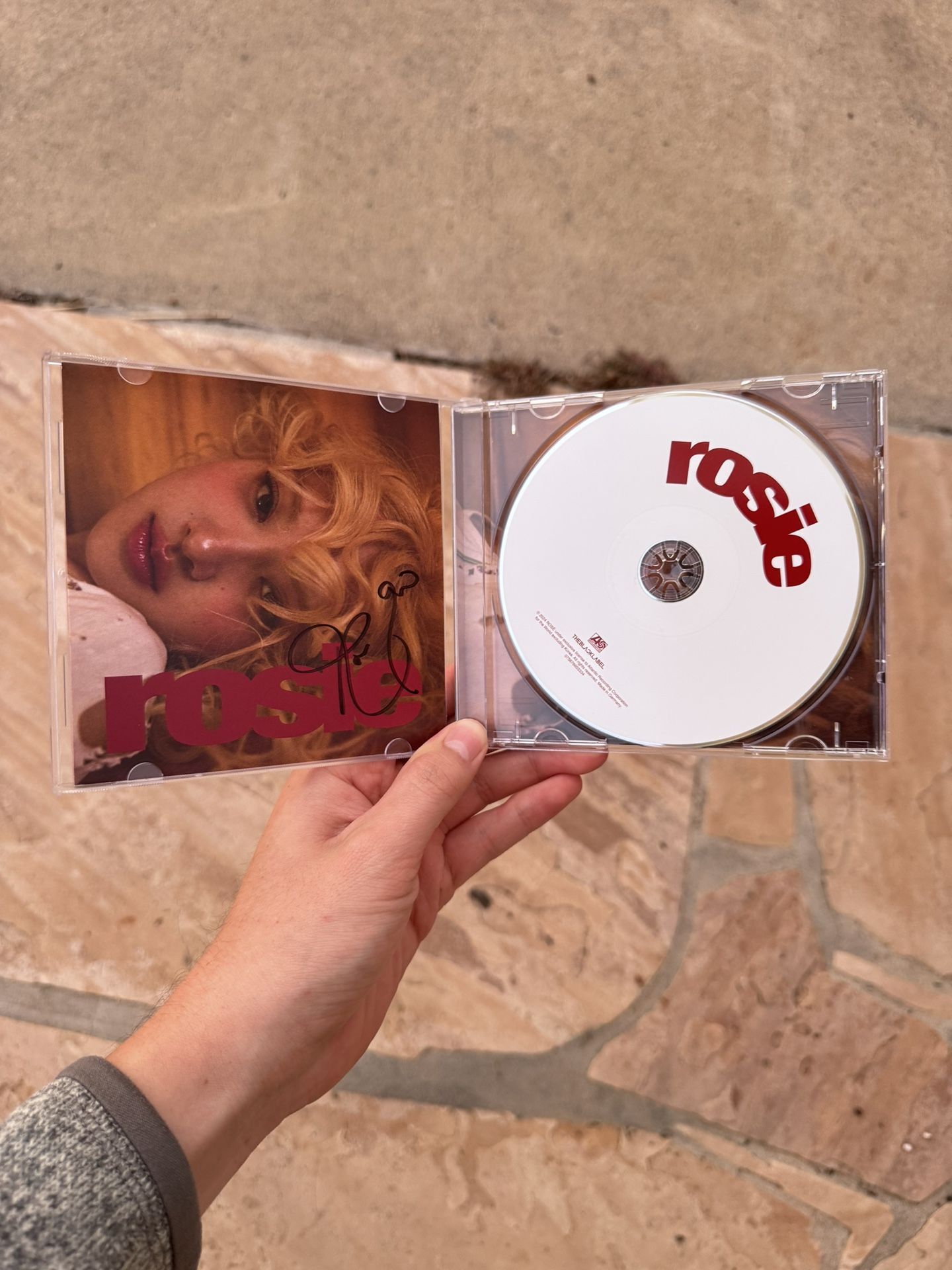 BLACKPINK Rose Rosie Jewel Case Signed Version CD with Lyric Book
