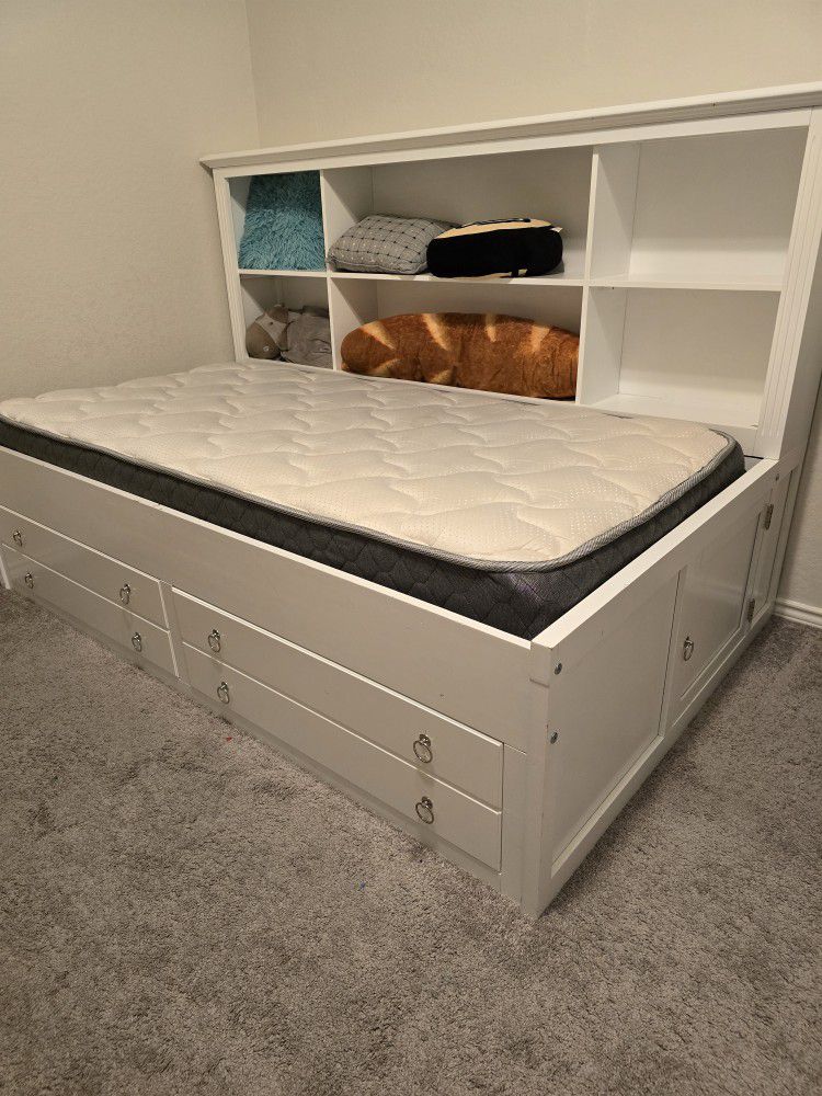 White Twin Bed 