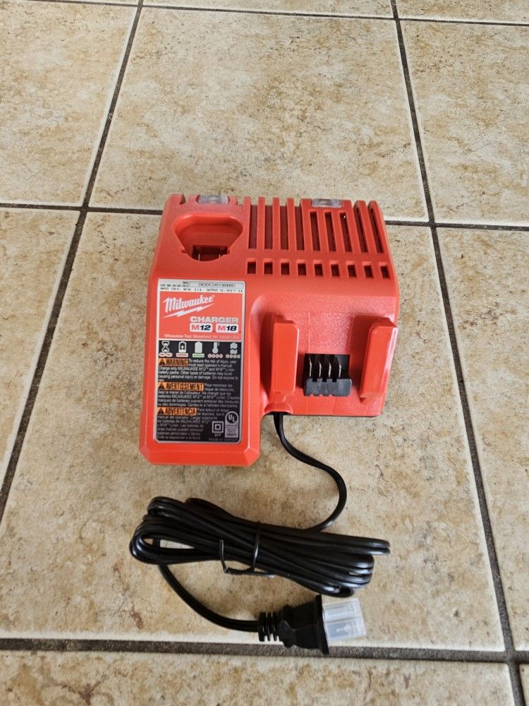 New Milwaukee Multi-Voltage Charger M18 And M12