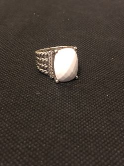 DY White Agate/Diamond SS Wheaton Ring Size 6.5