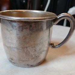 Vintage Childs Stratford Plate  Epns 1642 cup