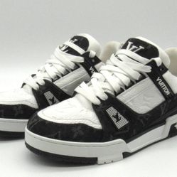 Authentic Louis Vuitton LV Trainer Low Monogram Black White Sneakers EU 37/ US 7