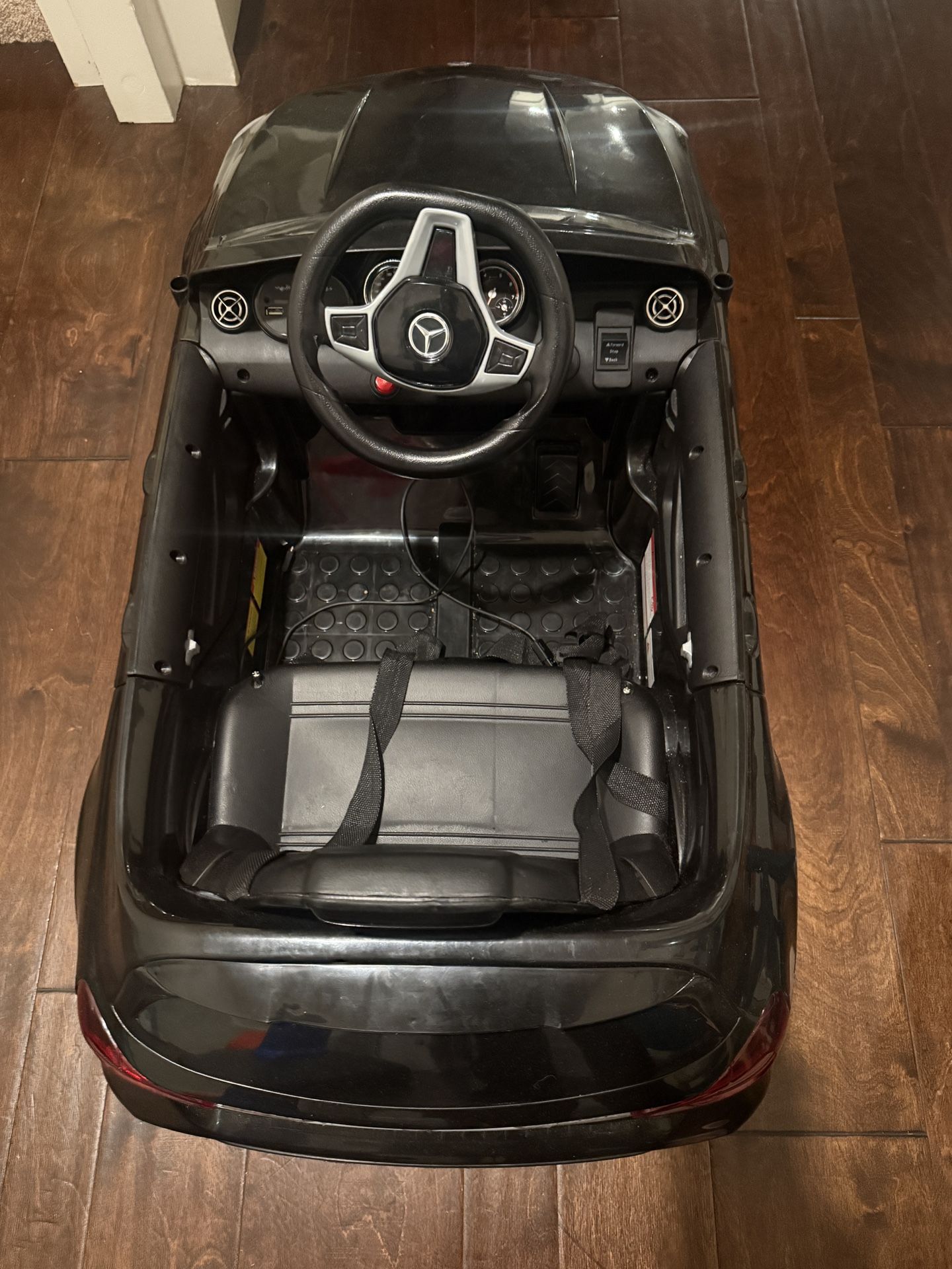 Kids Mercedes Car