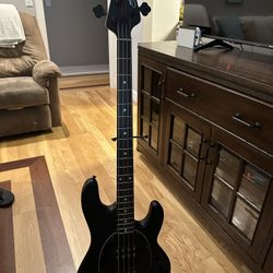 Musicman Bass