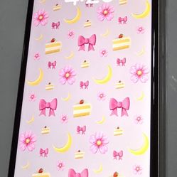 LIKE NEW Fully Unlocked iPhone SE - Starlight