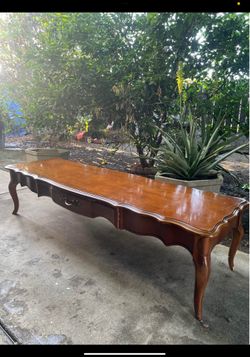 Vintage Coffee Table In beautiful Condition