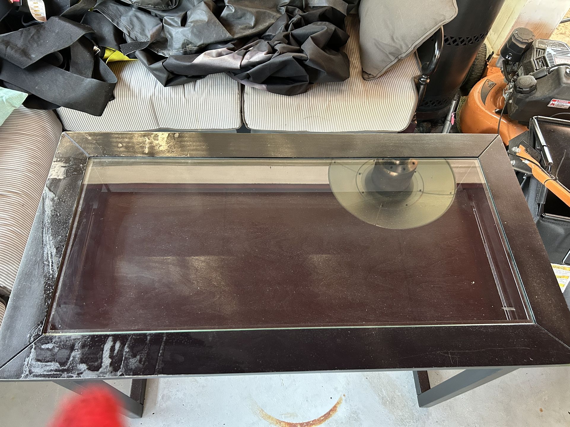 Small Desk With Glass Top