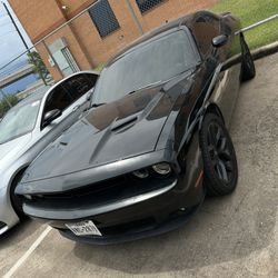 2018 Dodge Challenger 