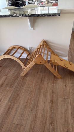 Climbing set