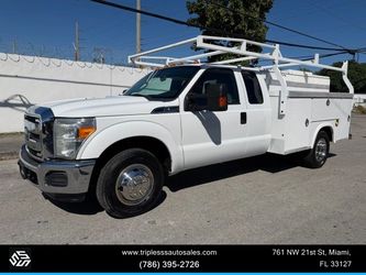 2016 Ford F350 Super Duty Super Cab & Chassis