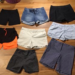 8 Pairs Women’s Shorts Size 4/med Crown Ivy/mario Serra I/tommy/nike/mix & Co./orange/ Gray 
