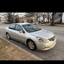 nissan altima 2011