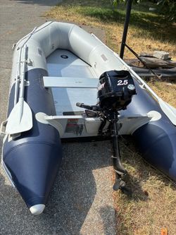 Inflatable Dinghy with Mercury 2.5 HP Outboard Motor
