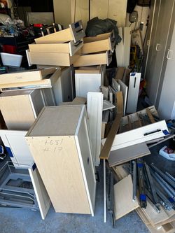 Custom kitchen cabinets