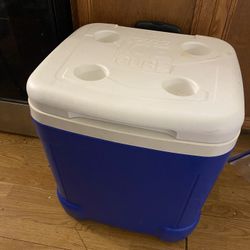 Huge Cooler 