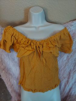 BB Dakota mustard smock top juniors size large