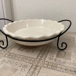 10.5 In Ceramic Pie Dish With Rack