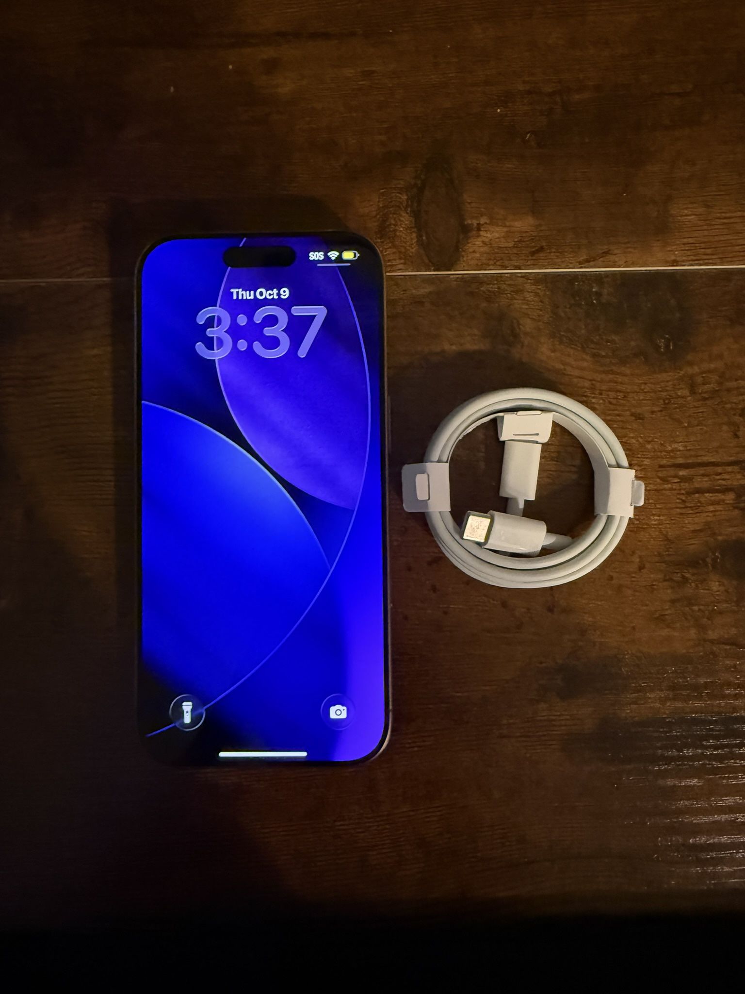 Unlocked iPhone 16 Pro With 100% Battery Capacity