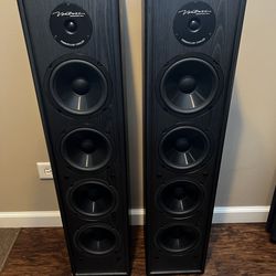 Bic America Venturi DV64 tower speakers
