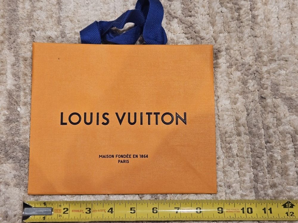 LOUIS VUITTON 8.5” x 7” X 4.5” Authentic Paper Shopping Tote Bag Small
