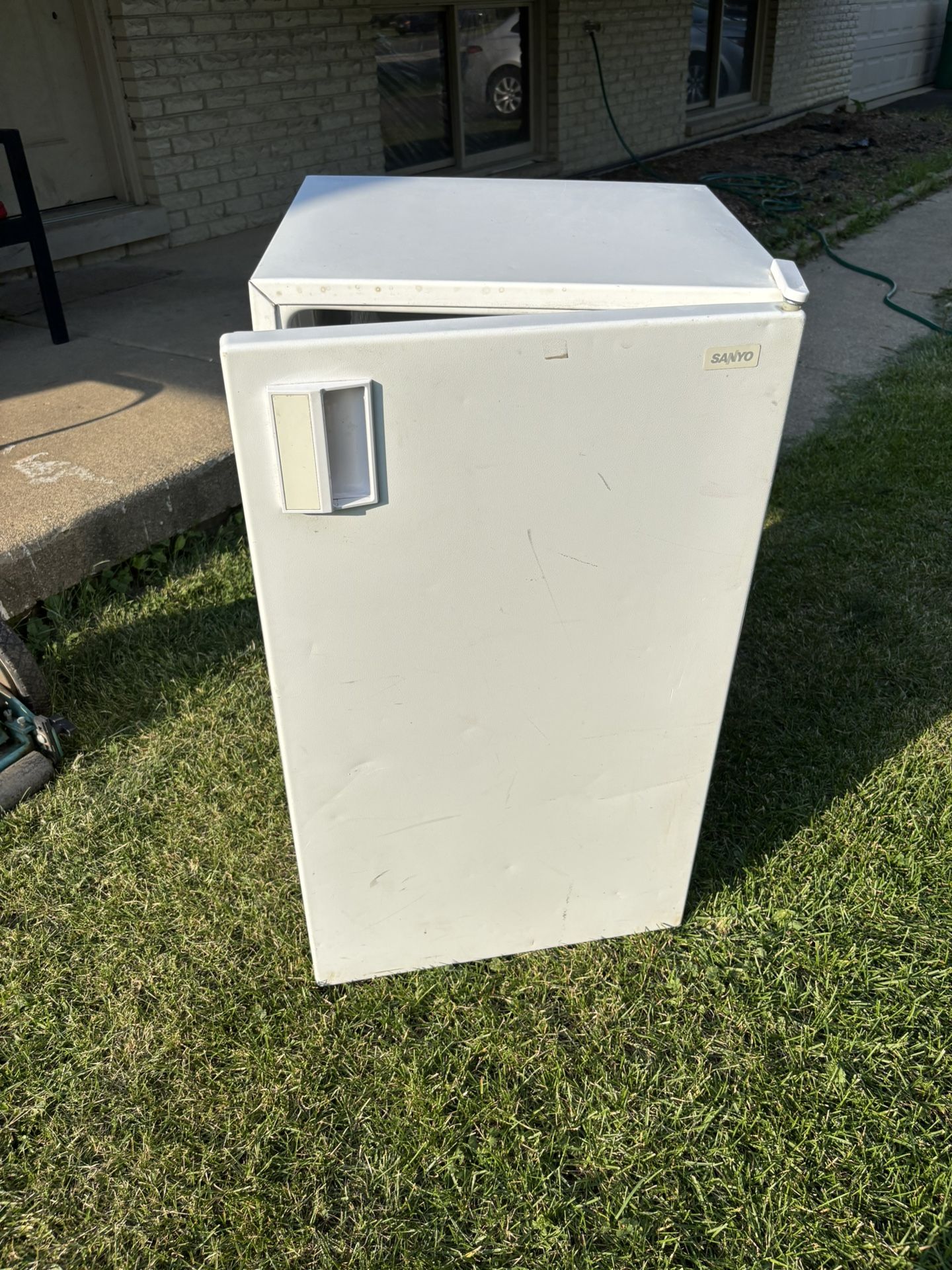 Mini Fridge