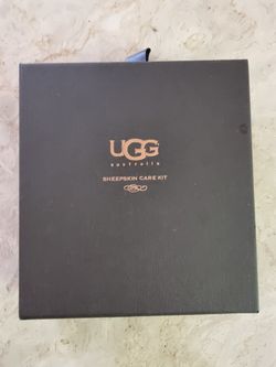 UGG SHEEPSKIN CARE KIT