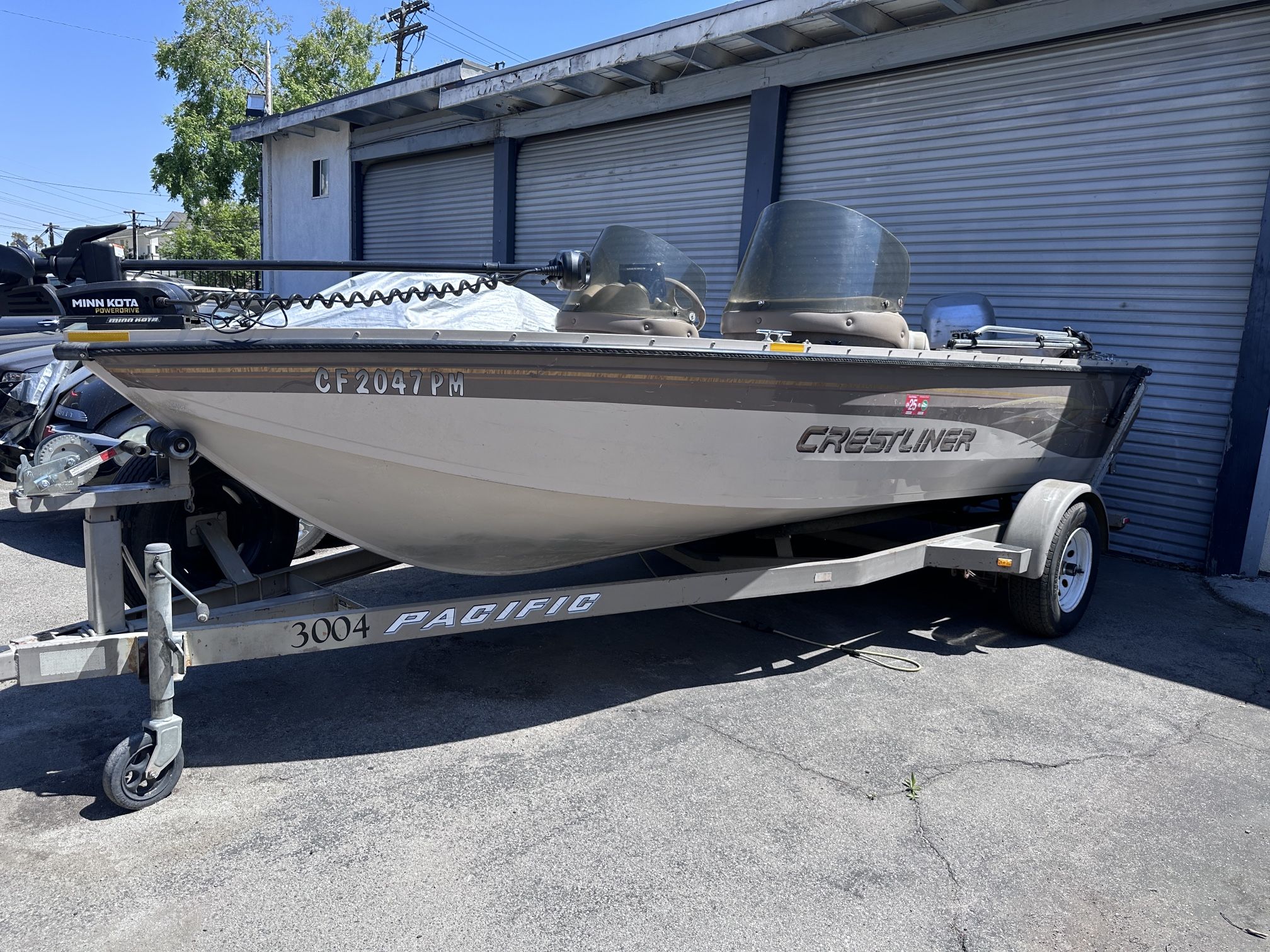 2001 Crestliner Fishhawk 1650