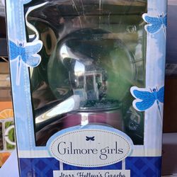 Gilmore Girls Stars Hallow Gazebo