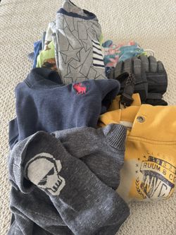 Zara Boys ,abemcrobie, Ruum and more. 5T-7T Cloths