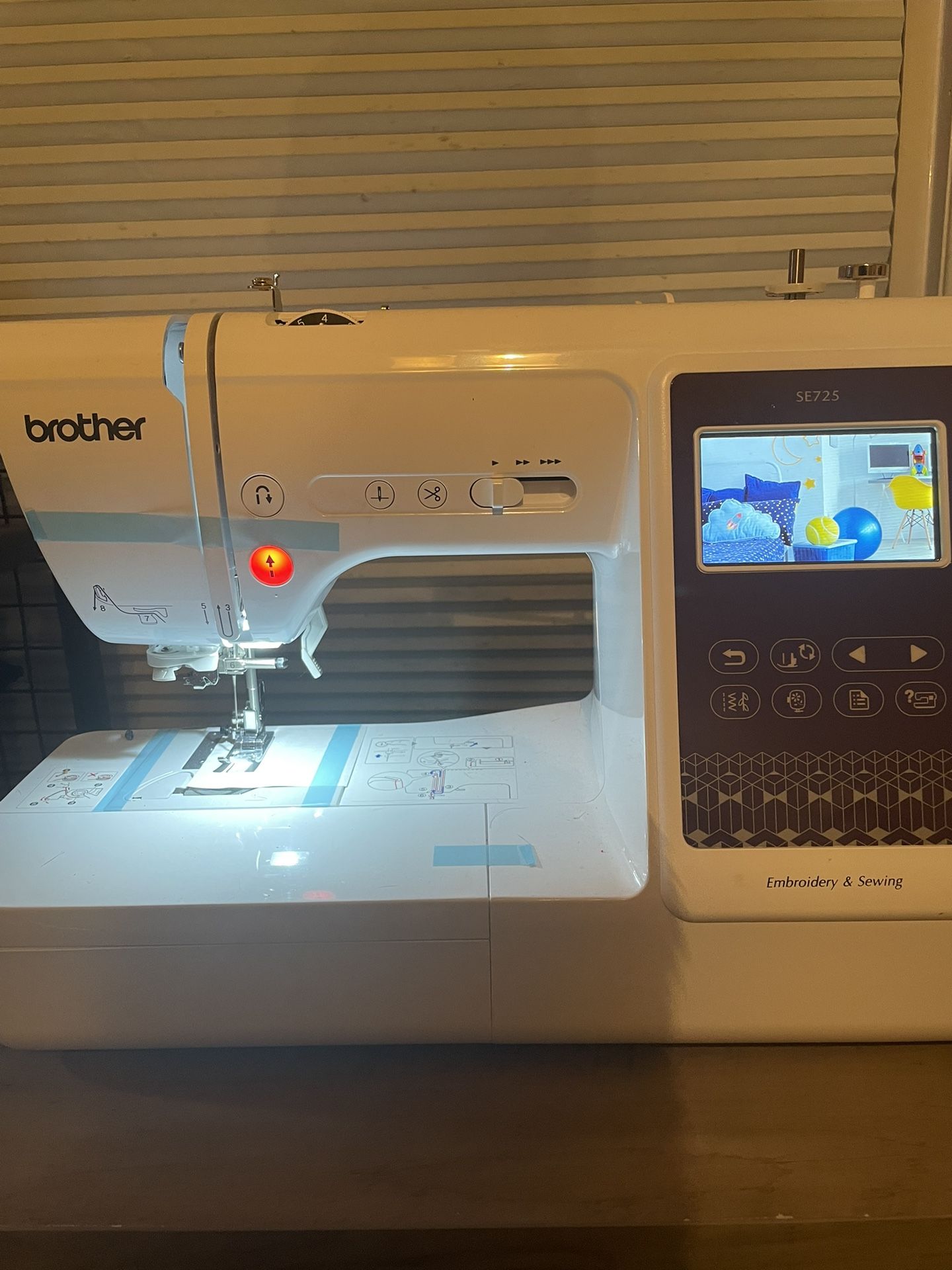Brother se725 Sewing Machine Brand New for Sale in Parkville, MO
