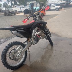 04 Honda 125 2stroke