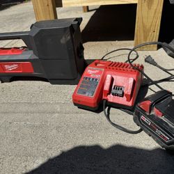 Milwaukee M18 18-Volt 1/4 HP Lithium-Ion Cordless Transfer Pump with M18  XC5. 0 Battery And Charger